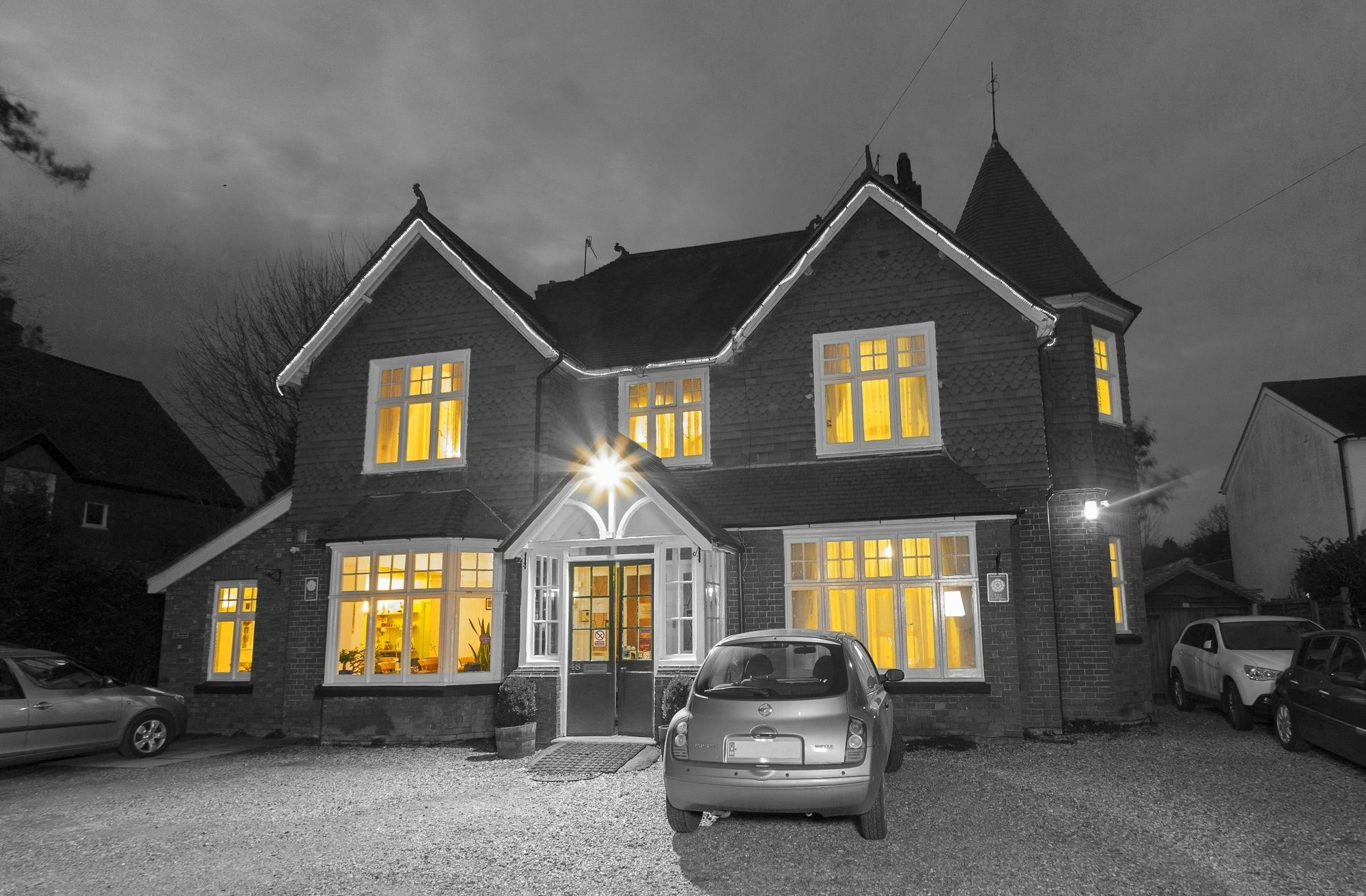 Gatwick Turret Guest House Horley Exterior photo